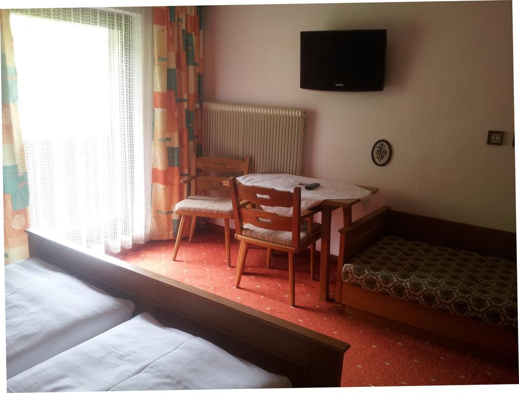 Gästepension Wiesenheim Sautens Zimmer foto